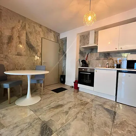 Golden - Jacuzzi Rouen